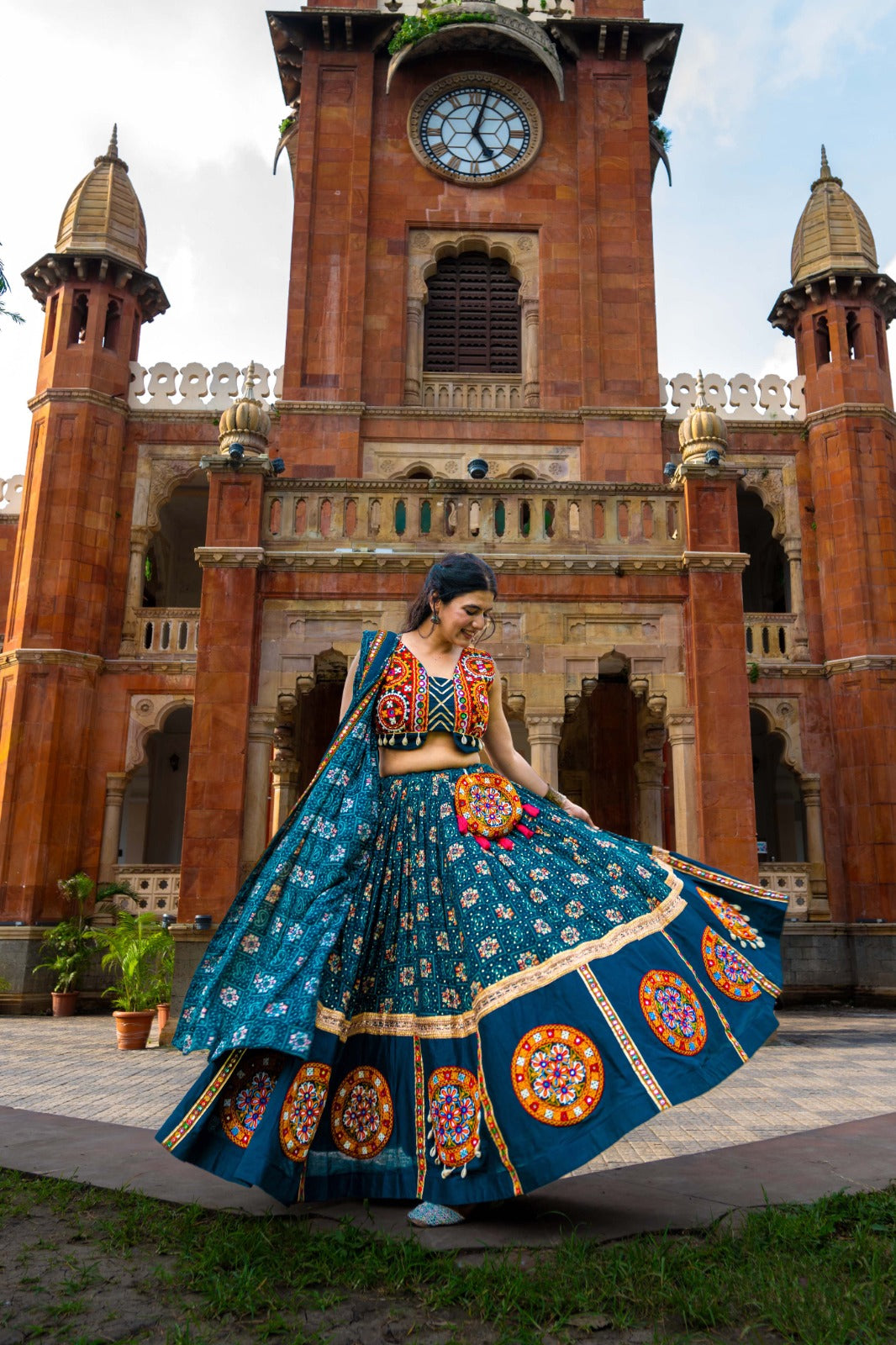 Designer stylish lehenga choli for navratri
