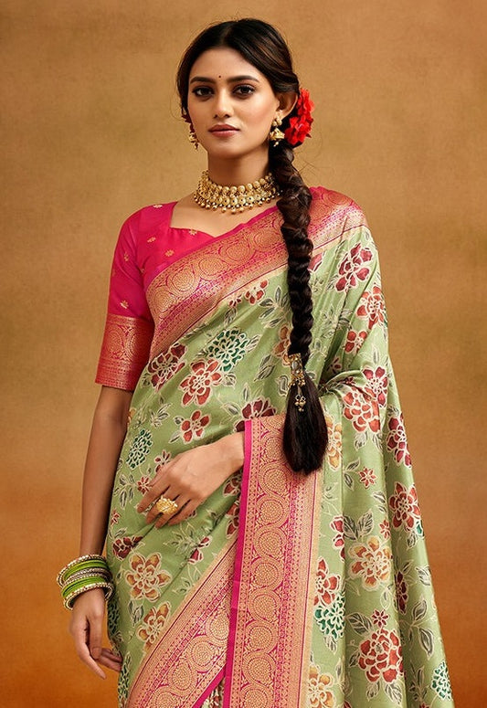 Pista green colour saree Contrast Blouse