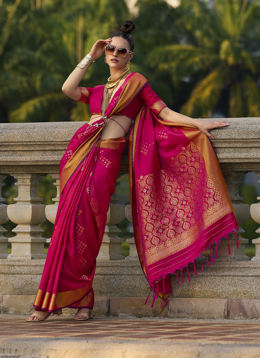 Modern Rani Pink Handloom Silk Weaving Saree For Wedding Guest