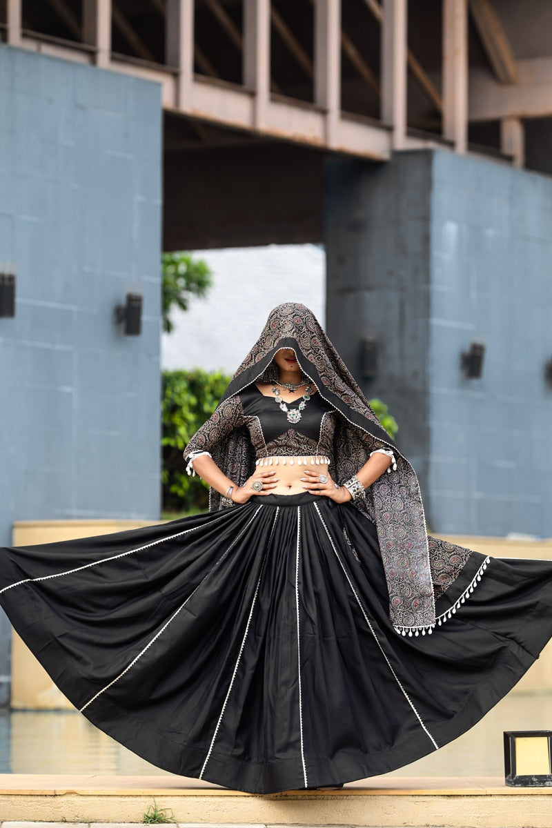 Simple black navratri lehenga choli with dupatta