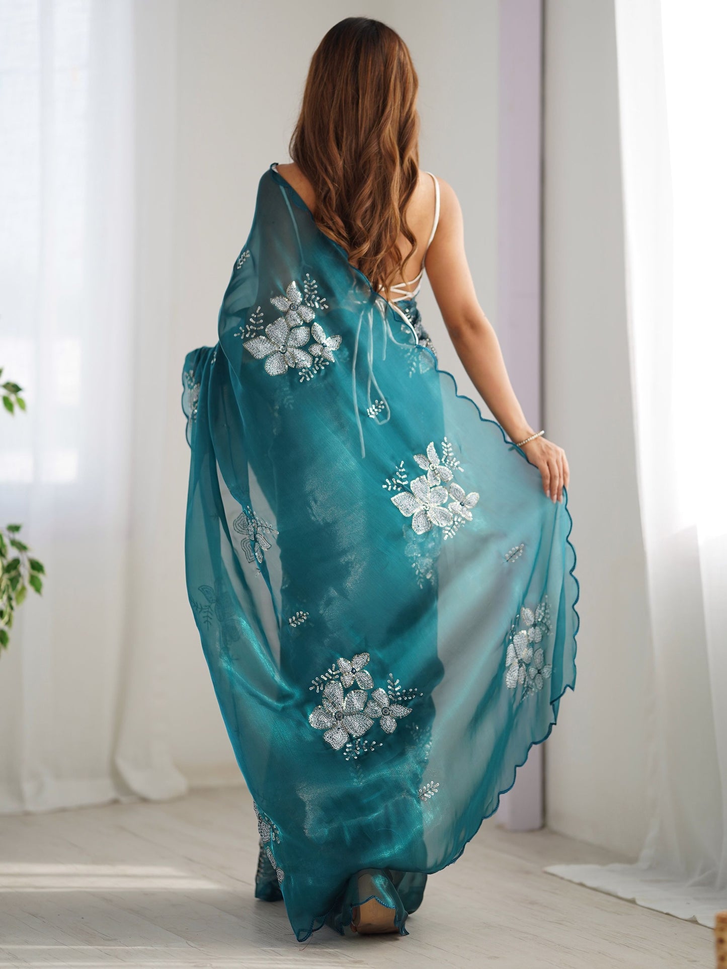 Jimmy Choo Saree Original price
usa
