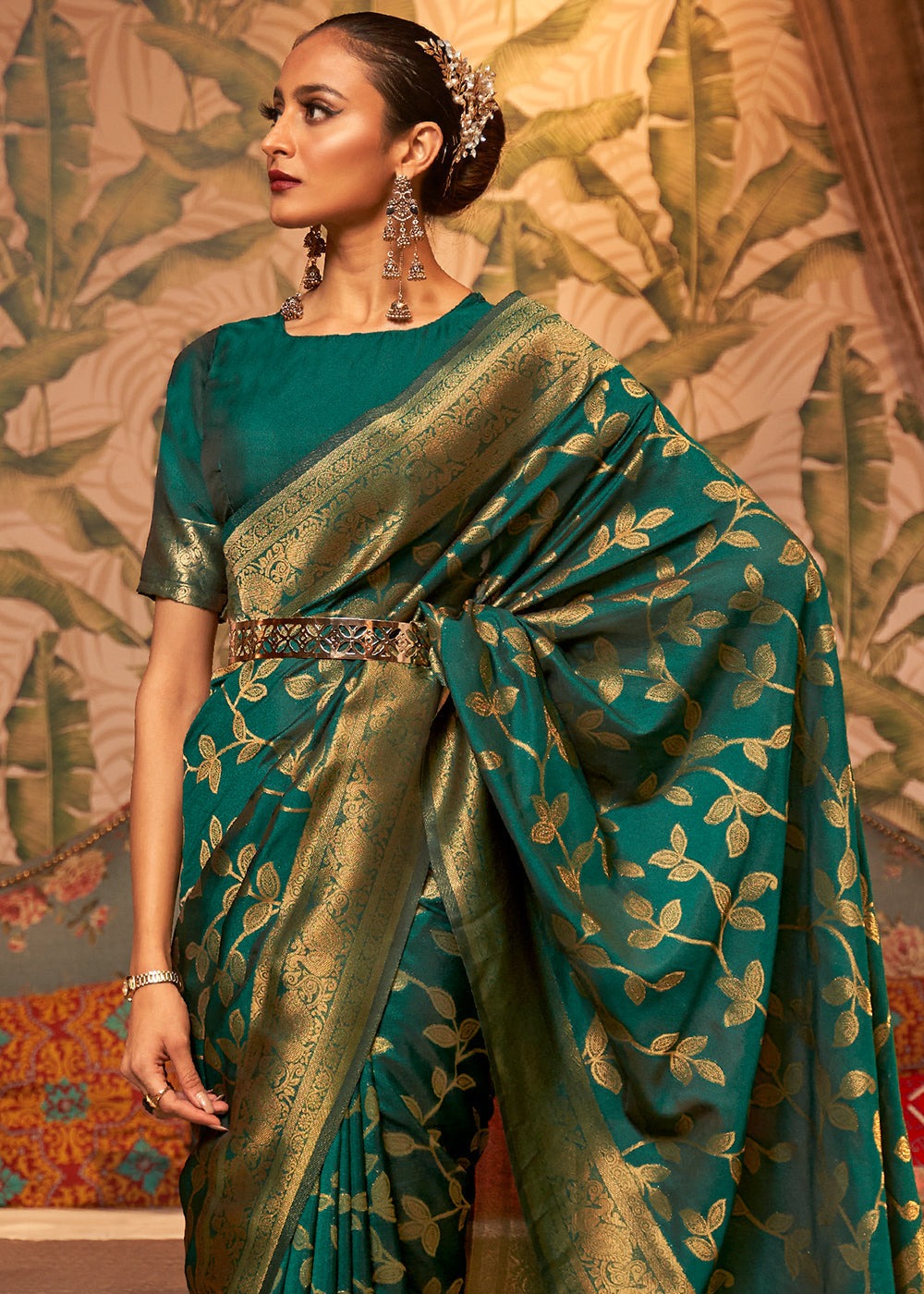 Exquisite Green Two Tone Banarasi Silk Wedding Saree with Blouse