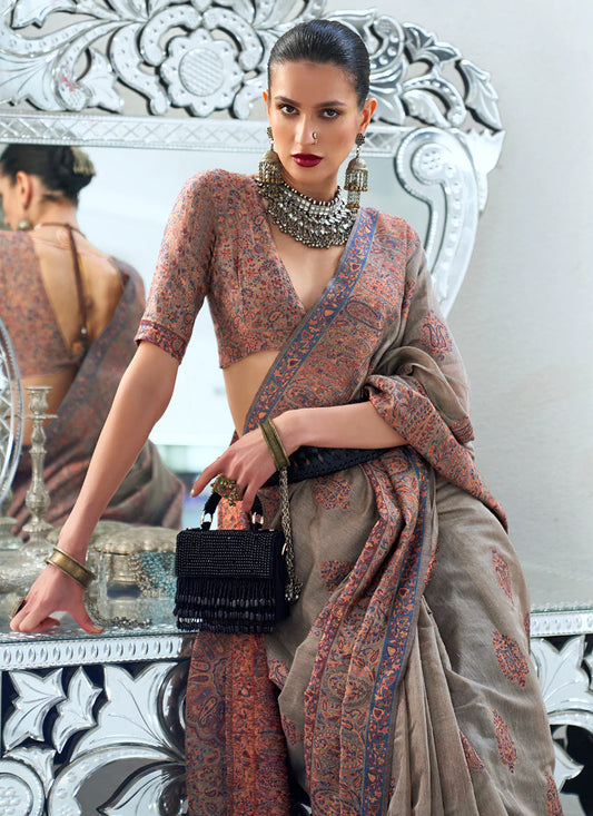 Grey color handloom silk saree with blouse online