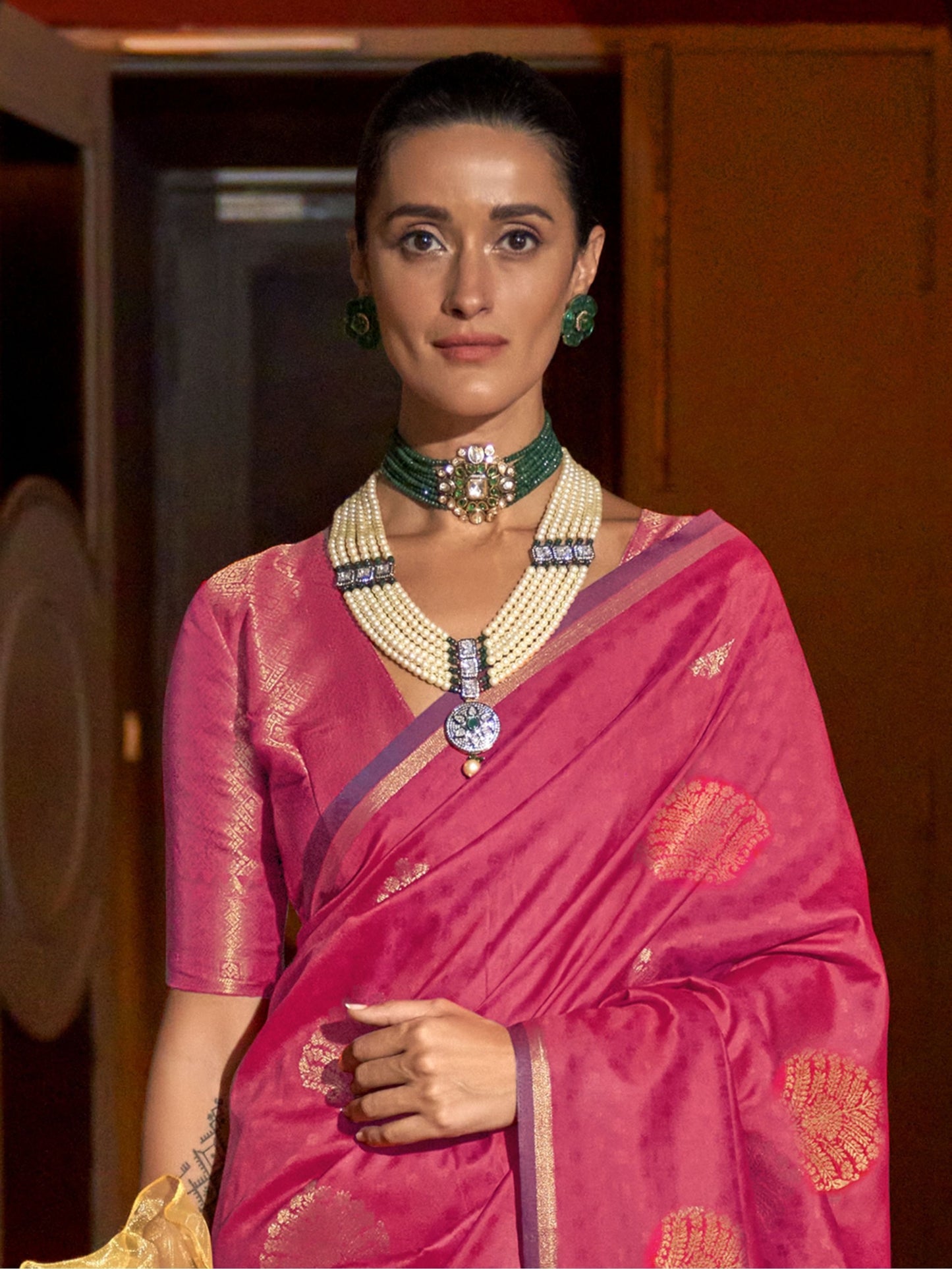 Dark pink colour saree for women