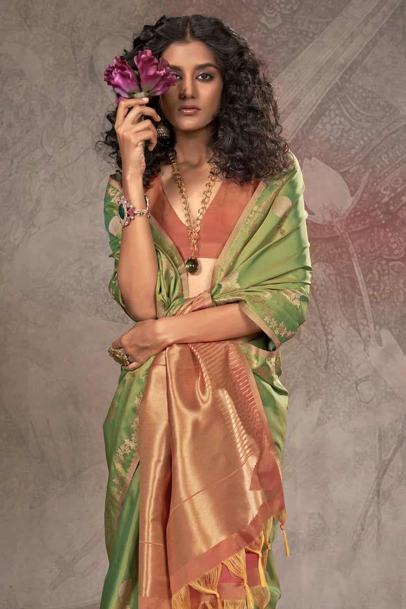 Dark green color handloom silk saree with blouse images