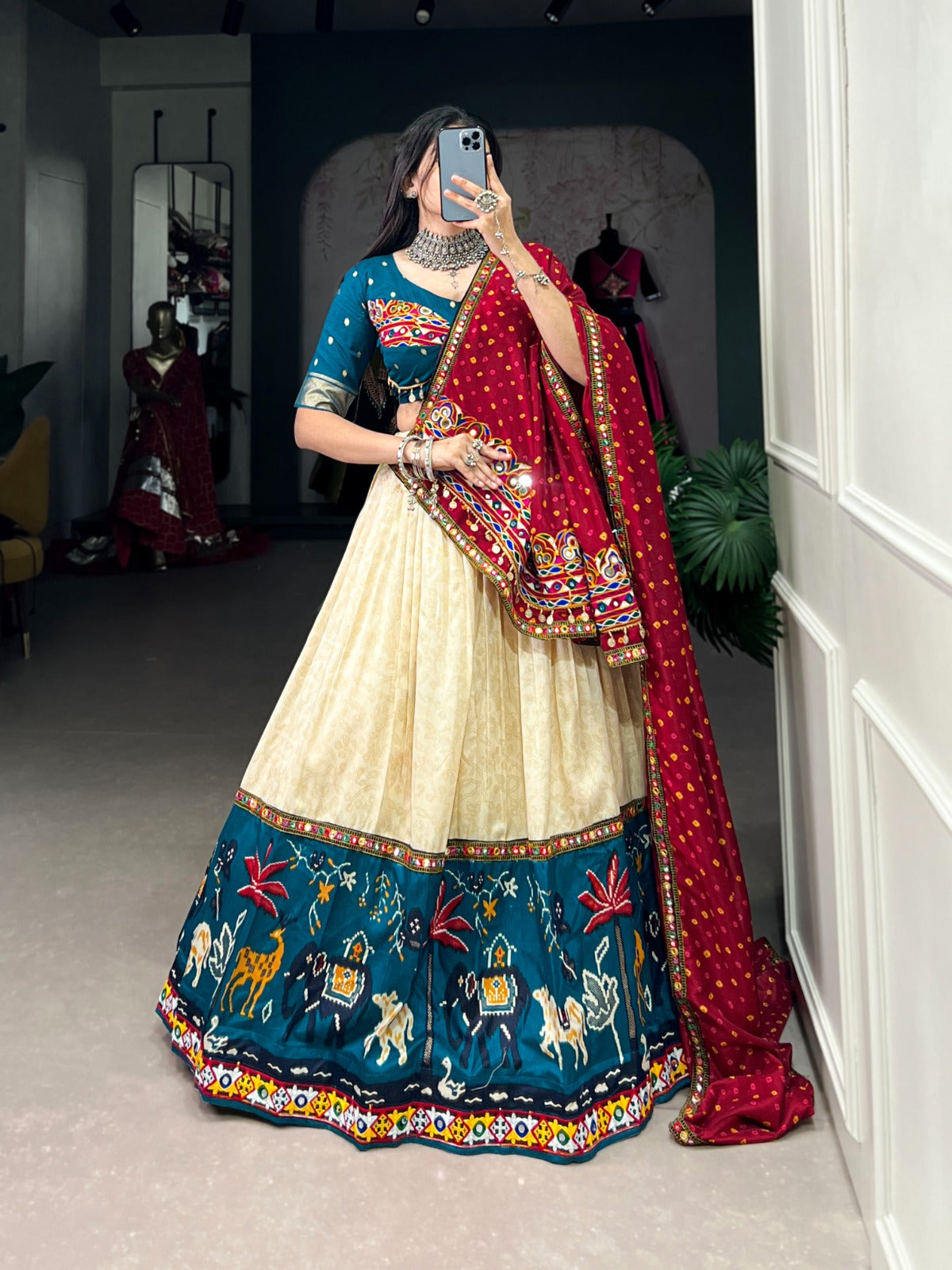 Firozi gamthi work choli with dupatta