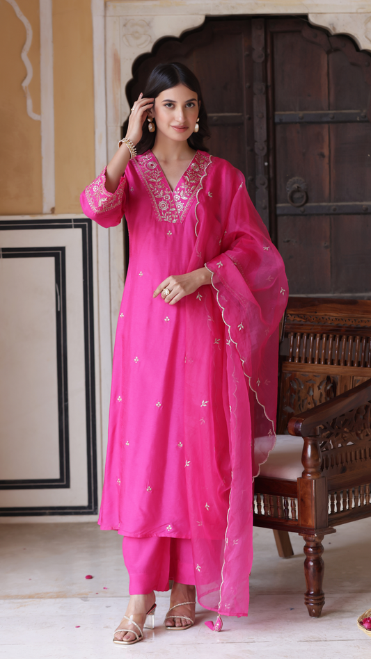 Pink color viscose chanderi saree for party