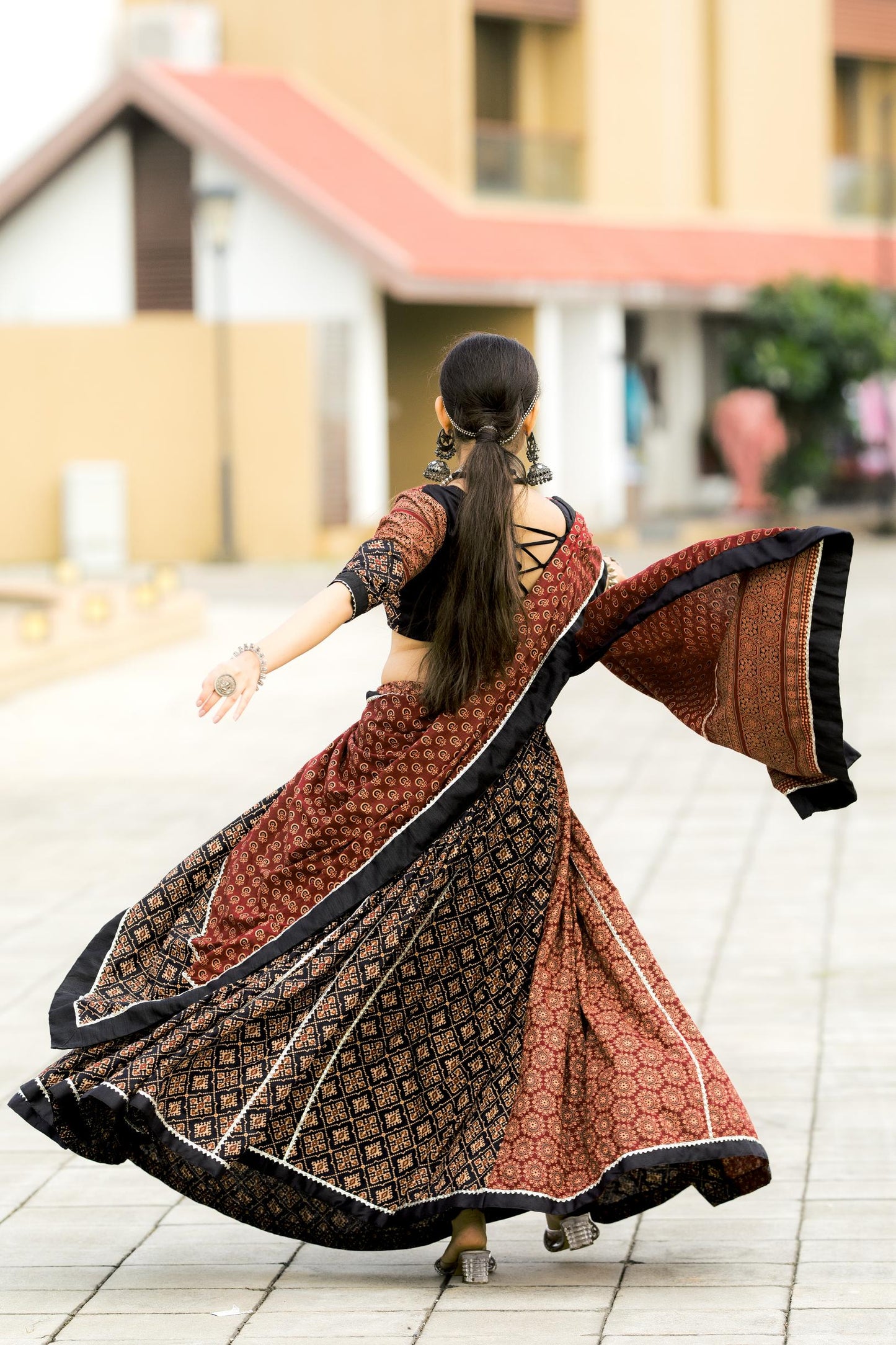 Black navratri lehenga choli with dupatta online shopping