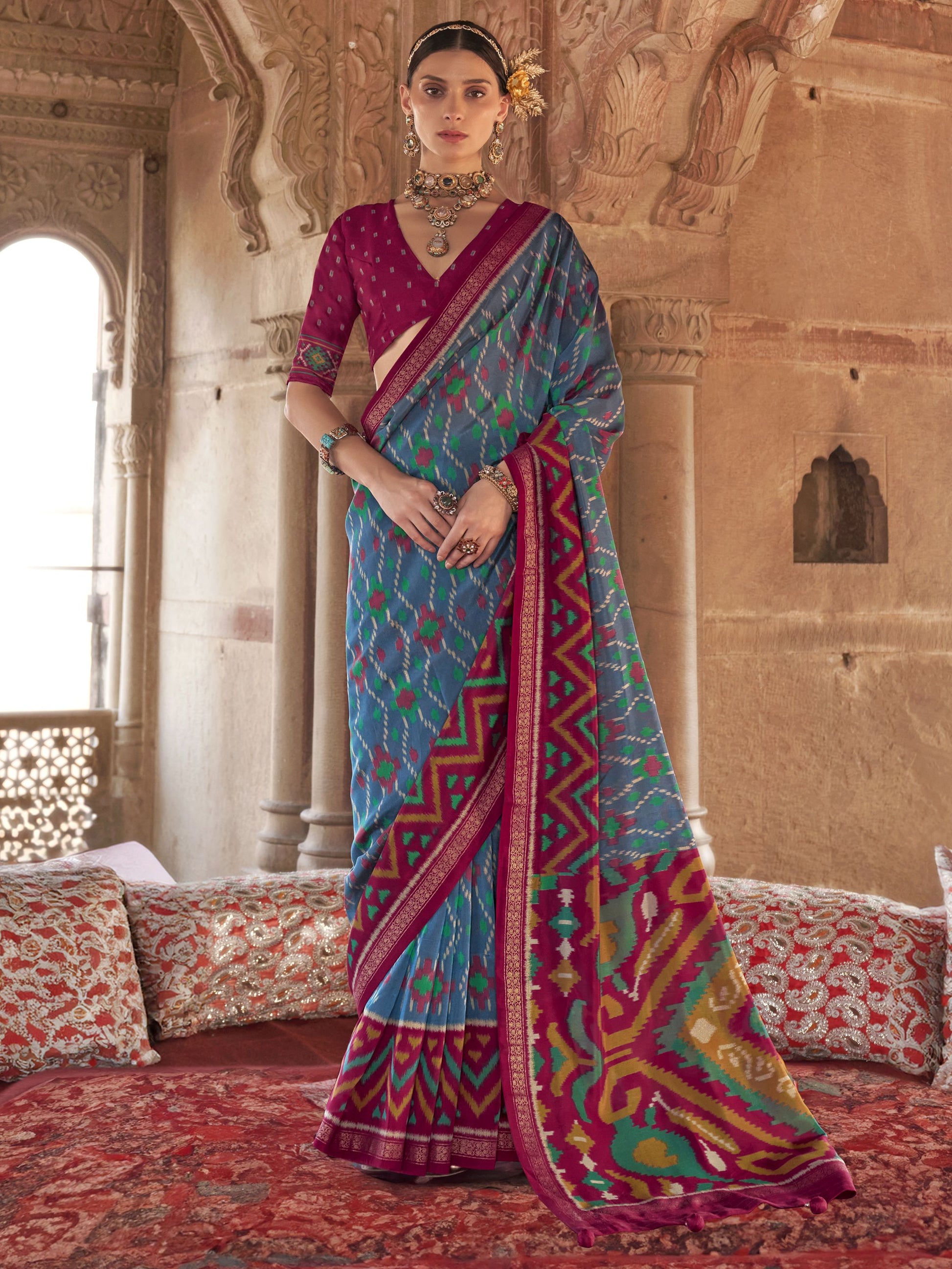 Grey color georgette saree for women