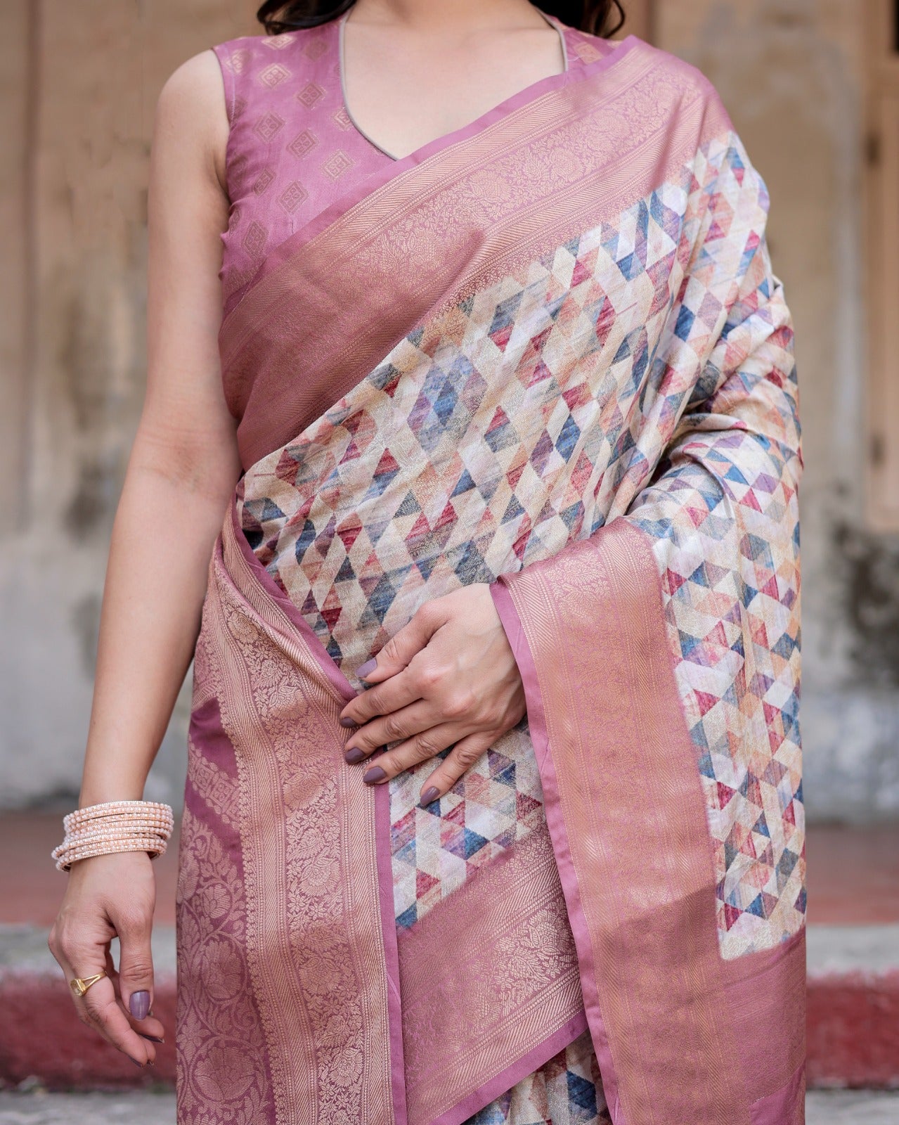 Rose pink color banarasi silk saree with blouse for party