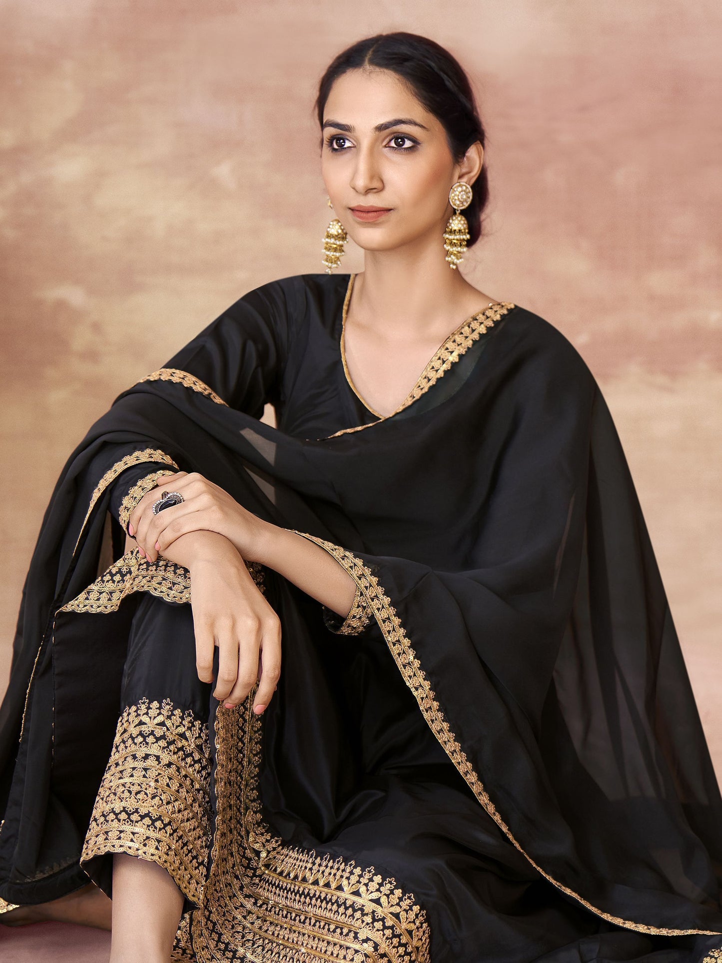 Black color crepe salwar suit with dupatta online