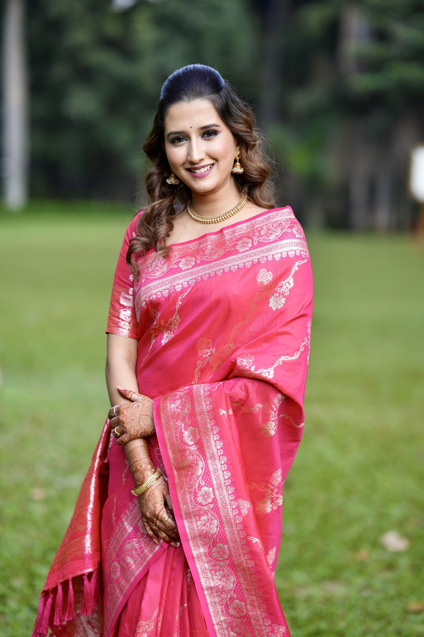 Light pink color soft silk saree for women