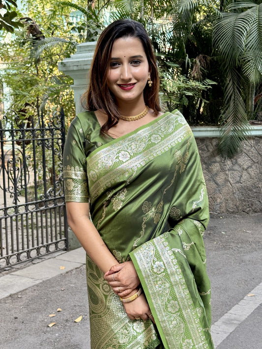 Green color soft silk saree for women price