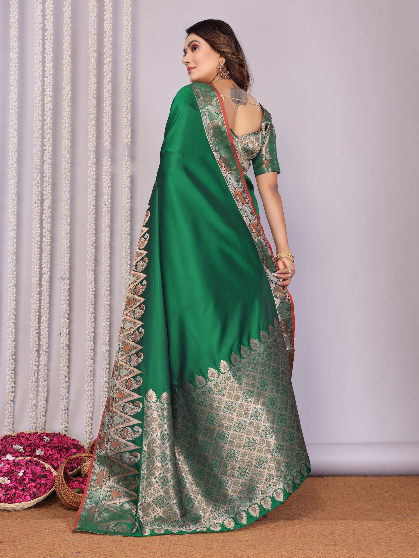 Green color silk weaving saree with blouse online shopping