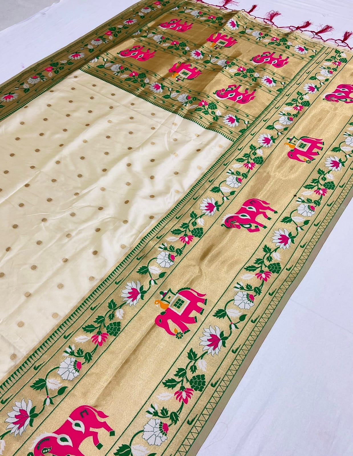 White color Banarasi silk saree with blouse