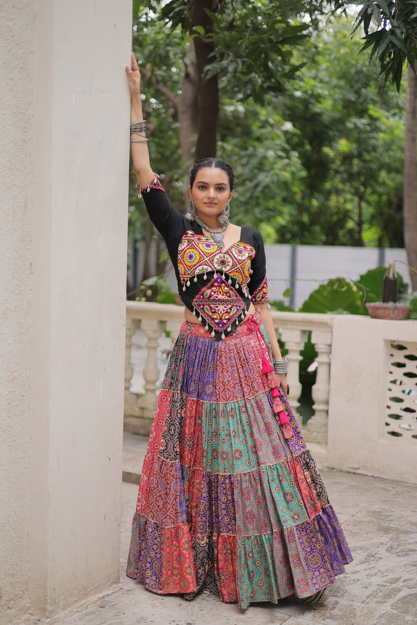 Gamthi kutchi work lehenga
