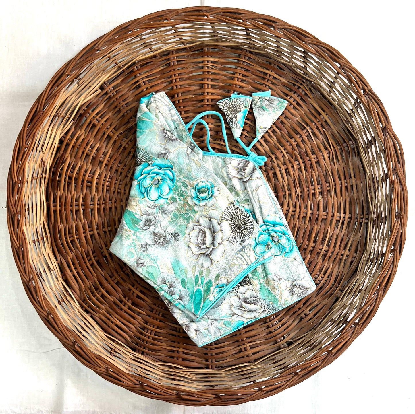 Rama color cotton rayon sarees blouse with images