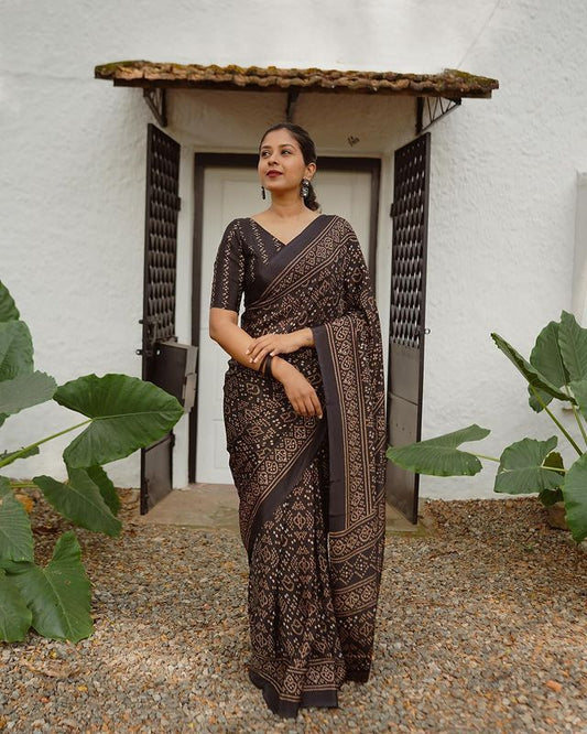 Black color linen printed saree with blouse online