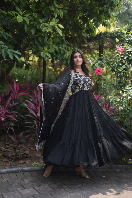 black Anarkali suit styles