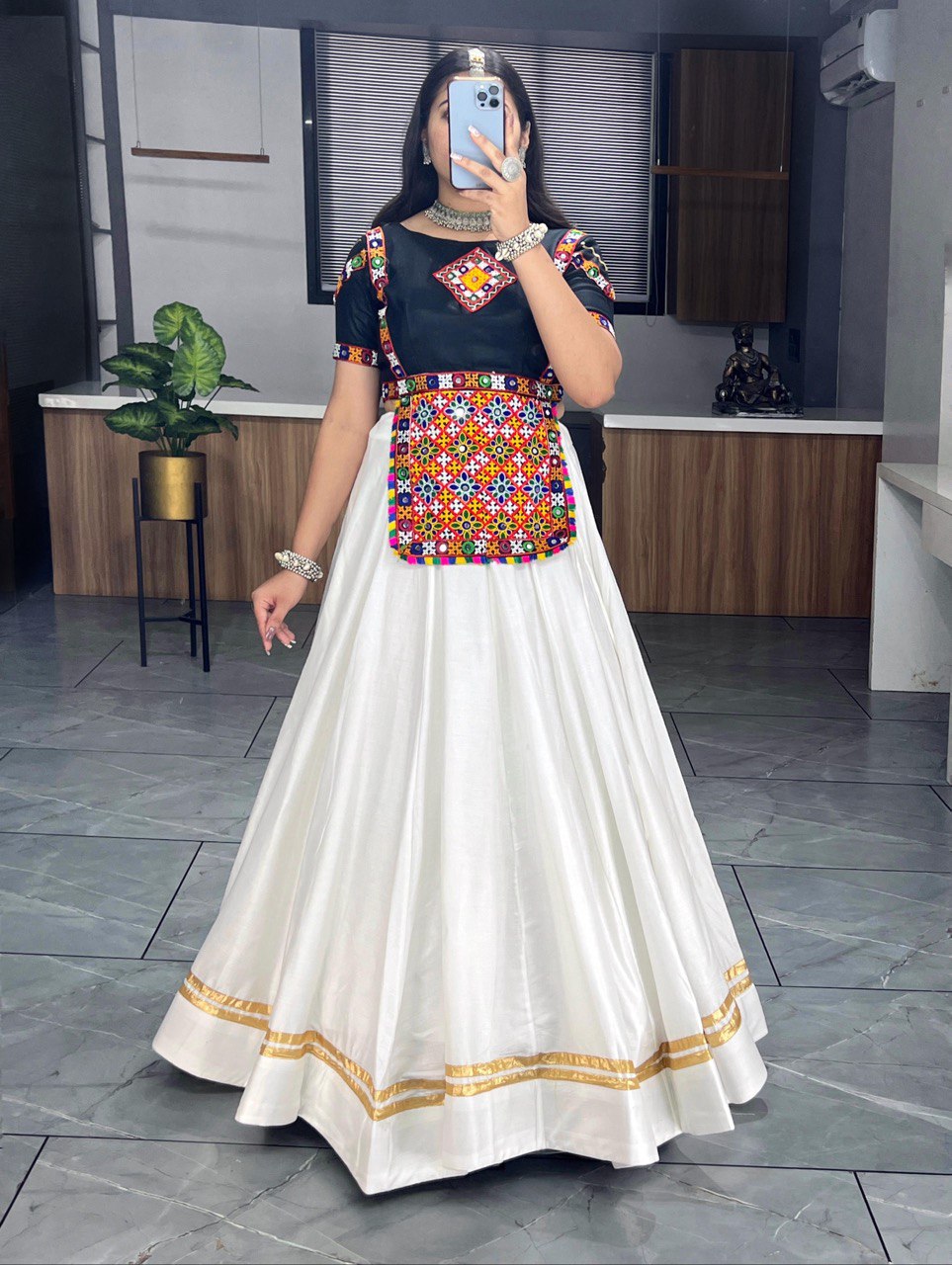 White Gamthi Work Cotton Navratri Wear Lehenga Choli For Women 40 / White White Gamthi Work Cotton Navratri Wear Lehenga Choli For Women 40 / White