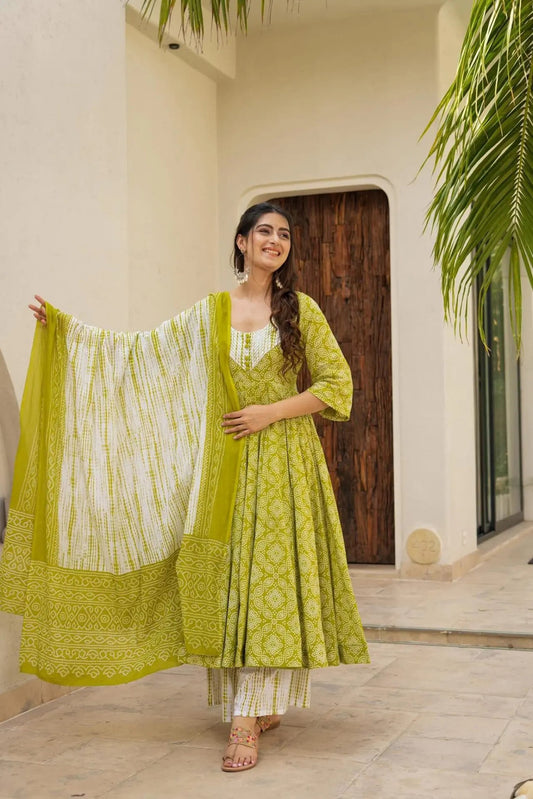 Green color muslin salwar suit with dupatta online