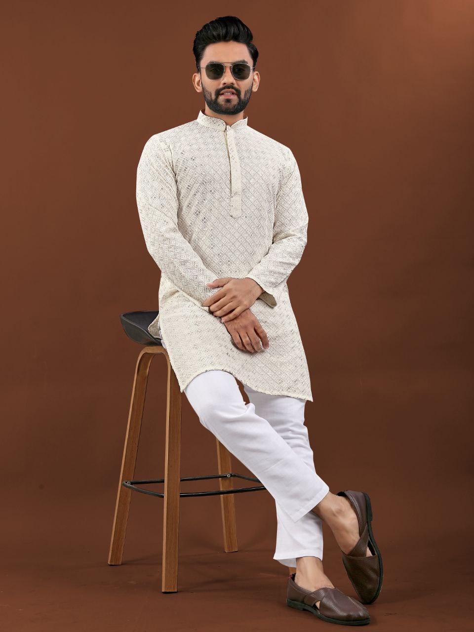 White kurta pajama for wedding wear