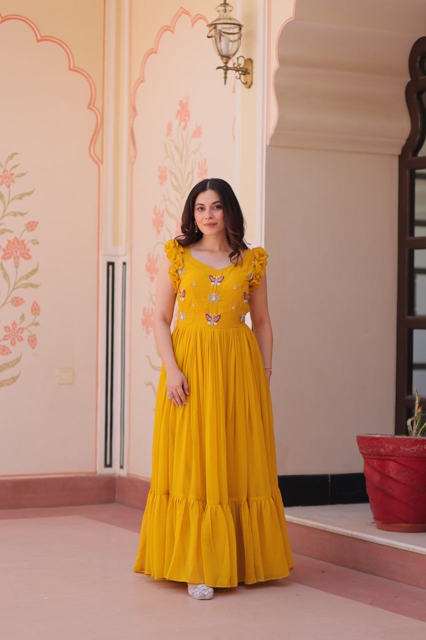 Yellow color faux blooming gown with online