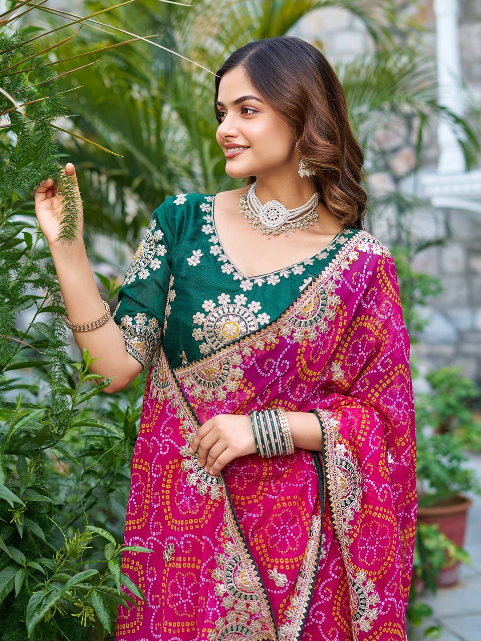 Stylish pink color pitha work saree UK