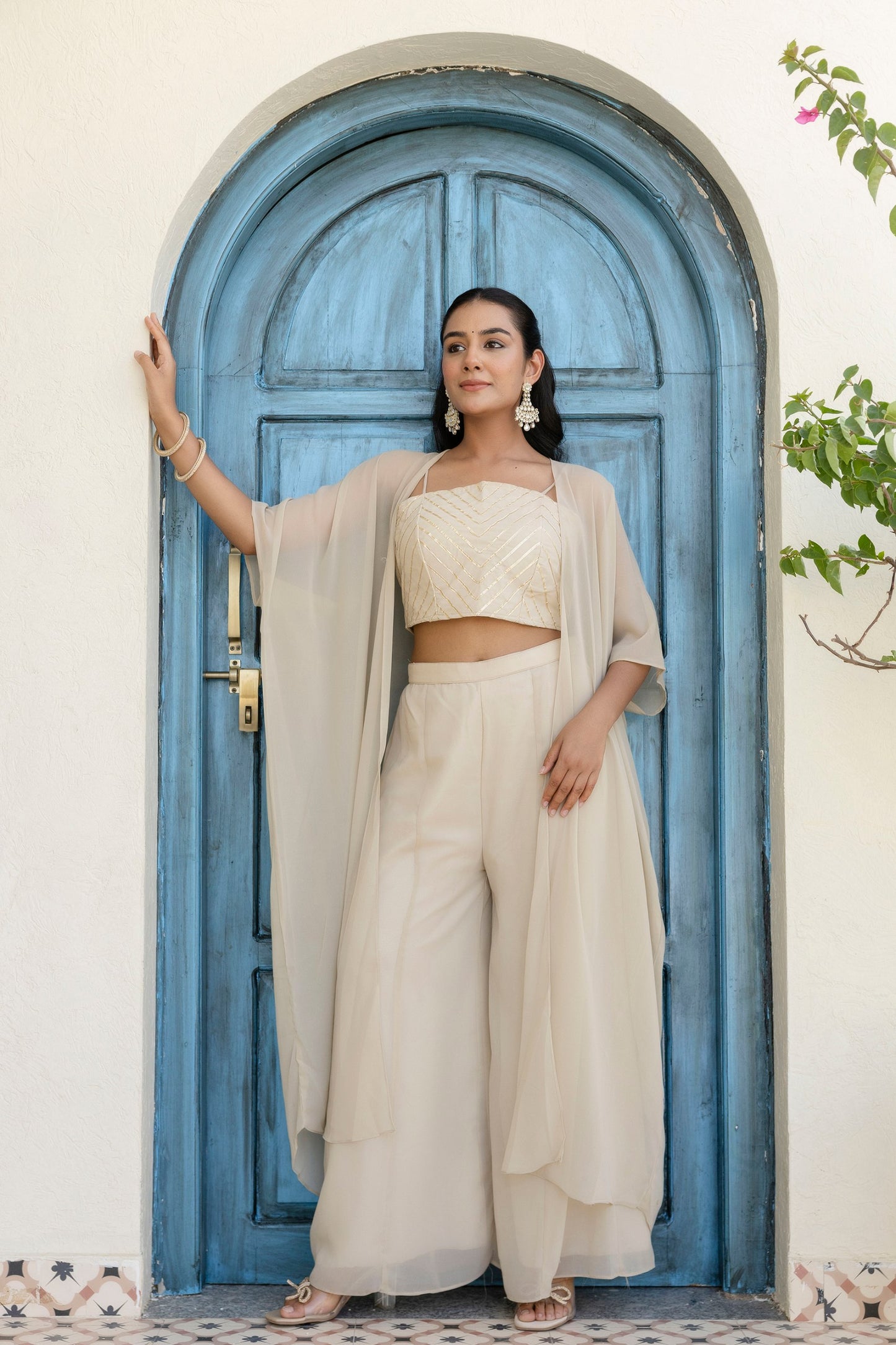White color georgette plazzo suit with shrug price