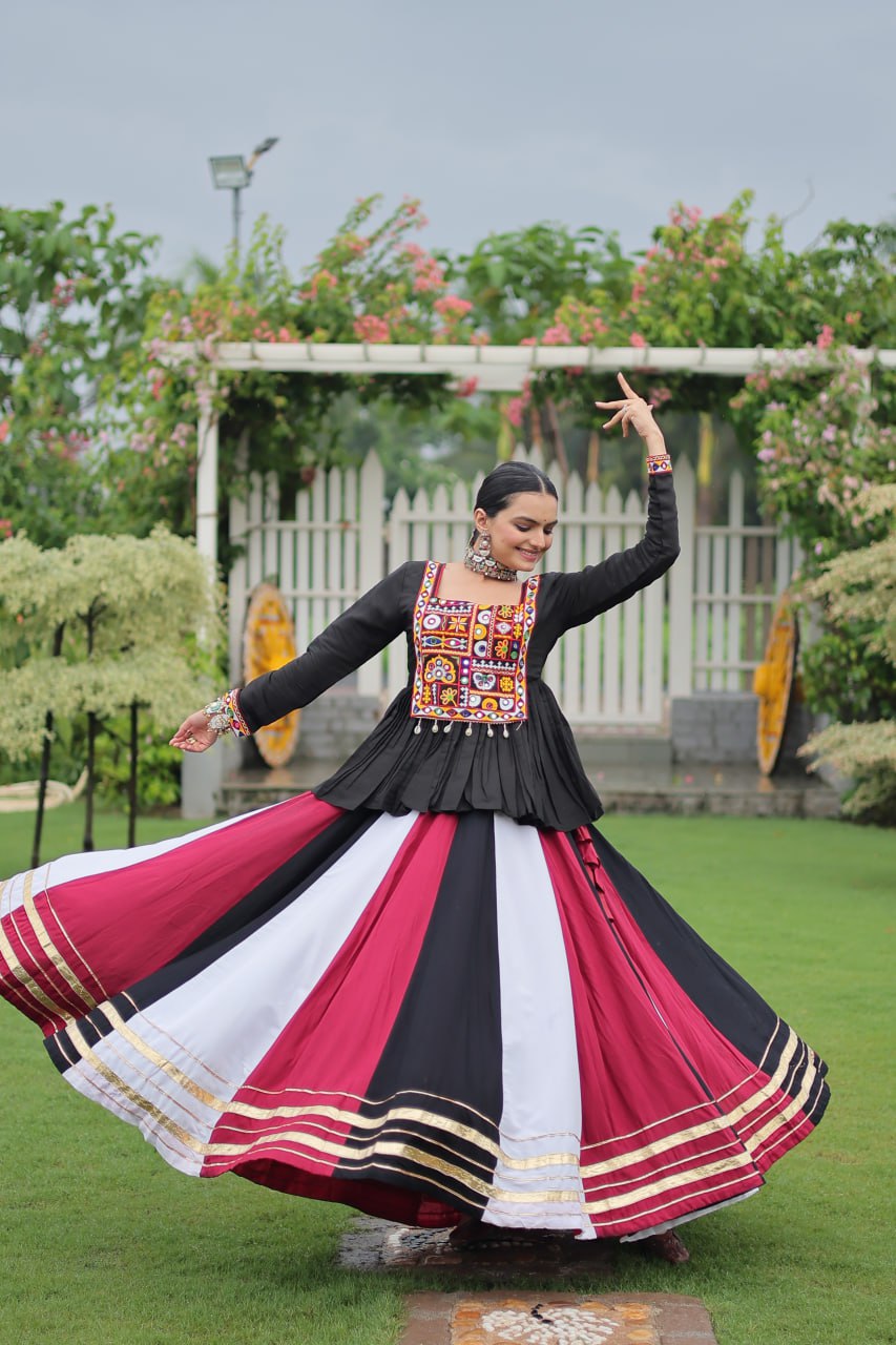 Navratri wear women lehenga choli online shopping