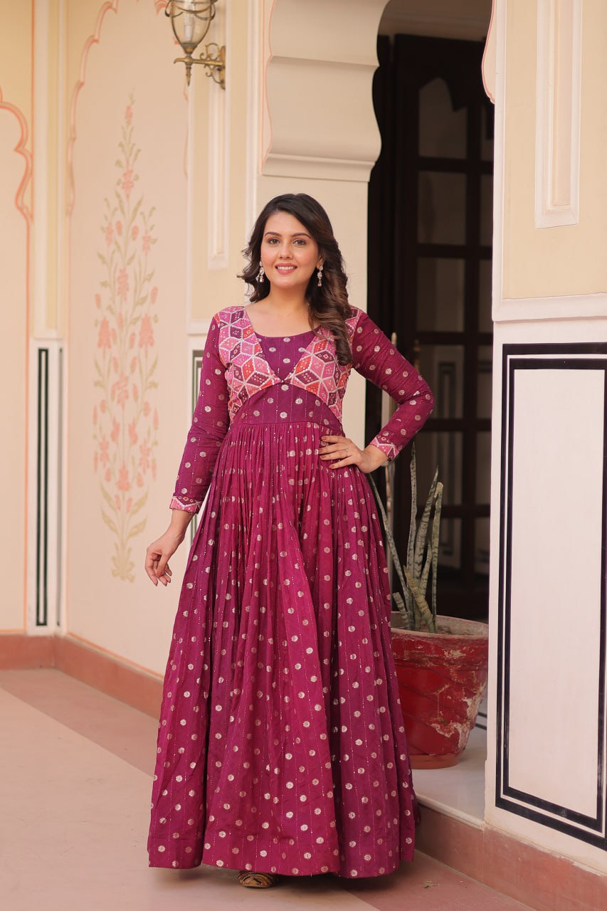 wine color dress Wine Elegant Staple Jacquard Weaving Gown with Position Print Choli XL