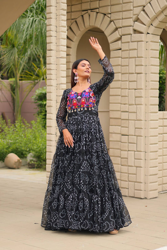 Black georgette gamthi work gown