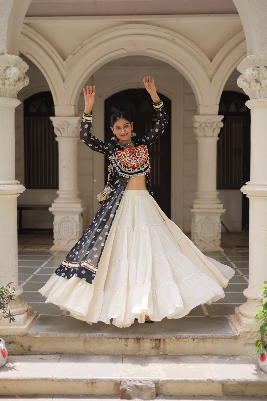 Gamthi work black lehenga with online