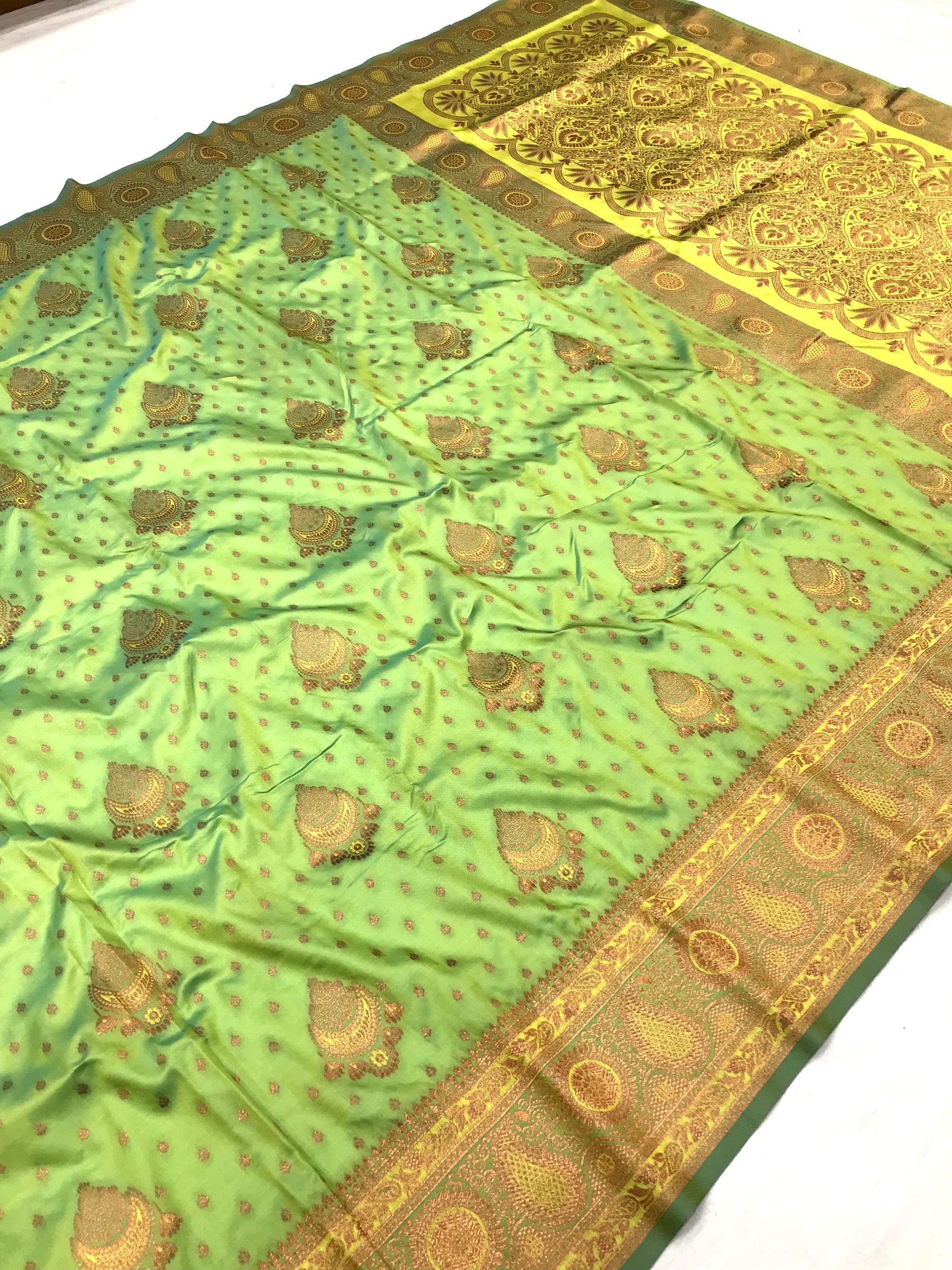 Parrot color banarasi silk saree with blouse online