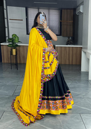 black navratri lehenga choli