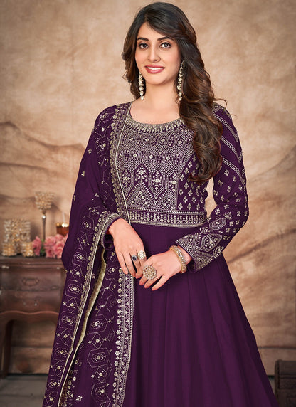 Wine colour gown for engagement
