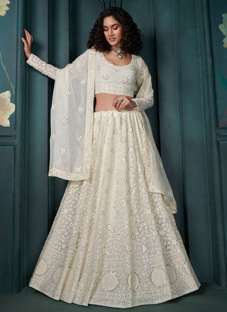 white lehengas choli with dupatta