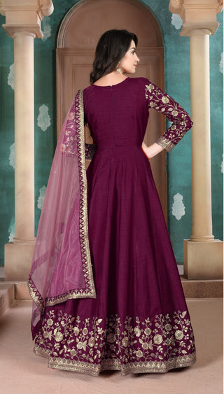 Wine colour gown for engagement
