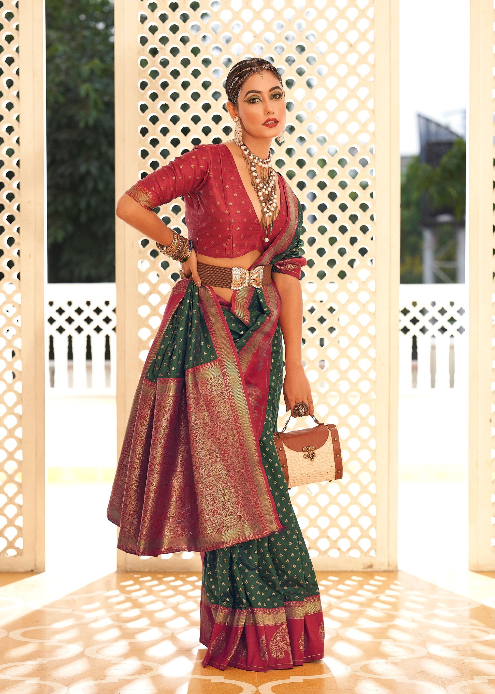 Green Color Indian Designer Saree For Bride Mehendi Function Wear YES / NO / YES Green Color Indian Designer Saree For Bride Mehendi Function Wear YES / NO / YES