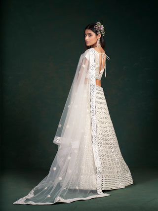 White lehenga combination