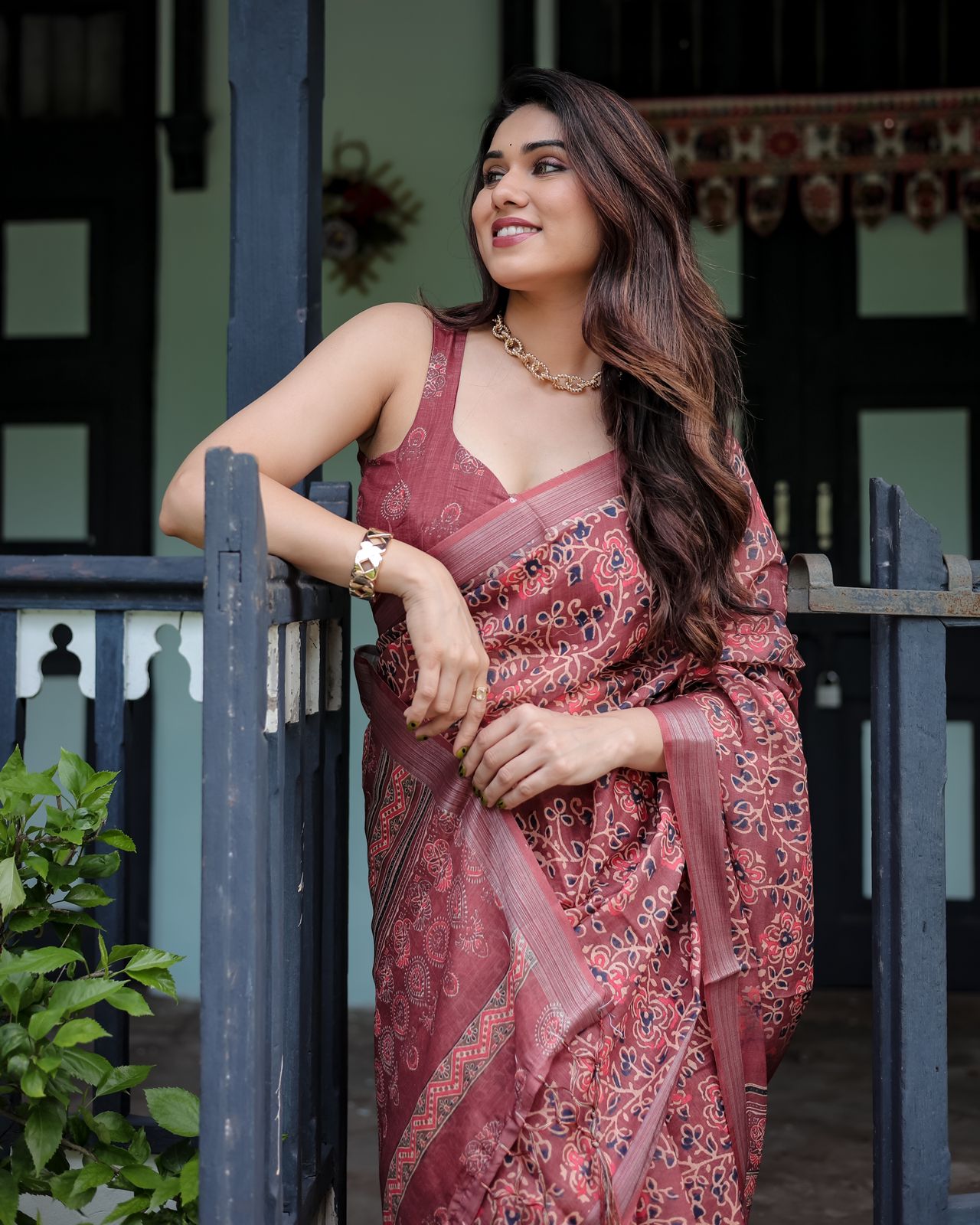 Maroon color linen printed saree for wedding