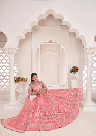 Gajri colour lehenga combination images
