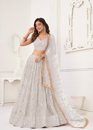 White lehenga choli for wedding
