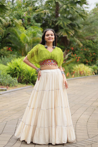 Green gamthi work blouse and lehenga