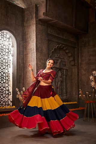  Women's Lehenga Cholis