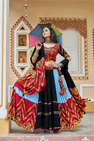 Sky navratri chaniya choli design simple