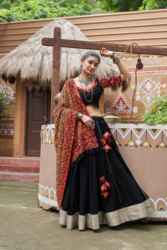 Black navratri lehenga choli price
