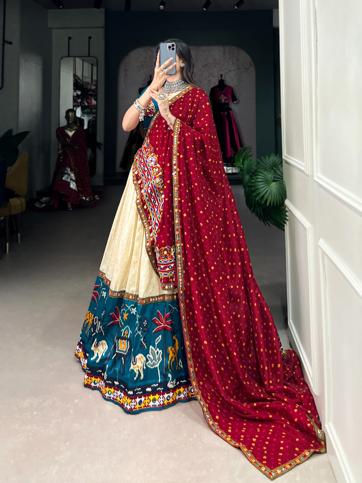 Firozi gamthi work choli online
