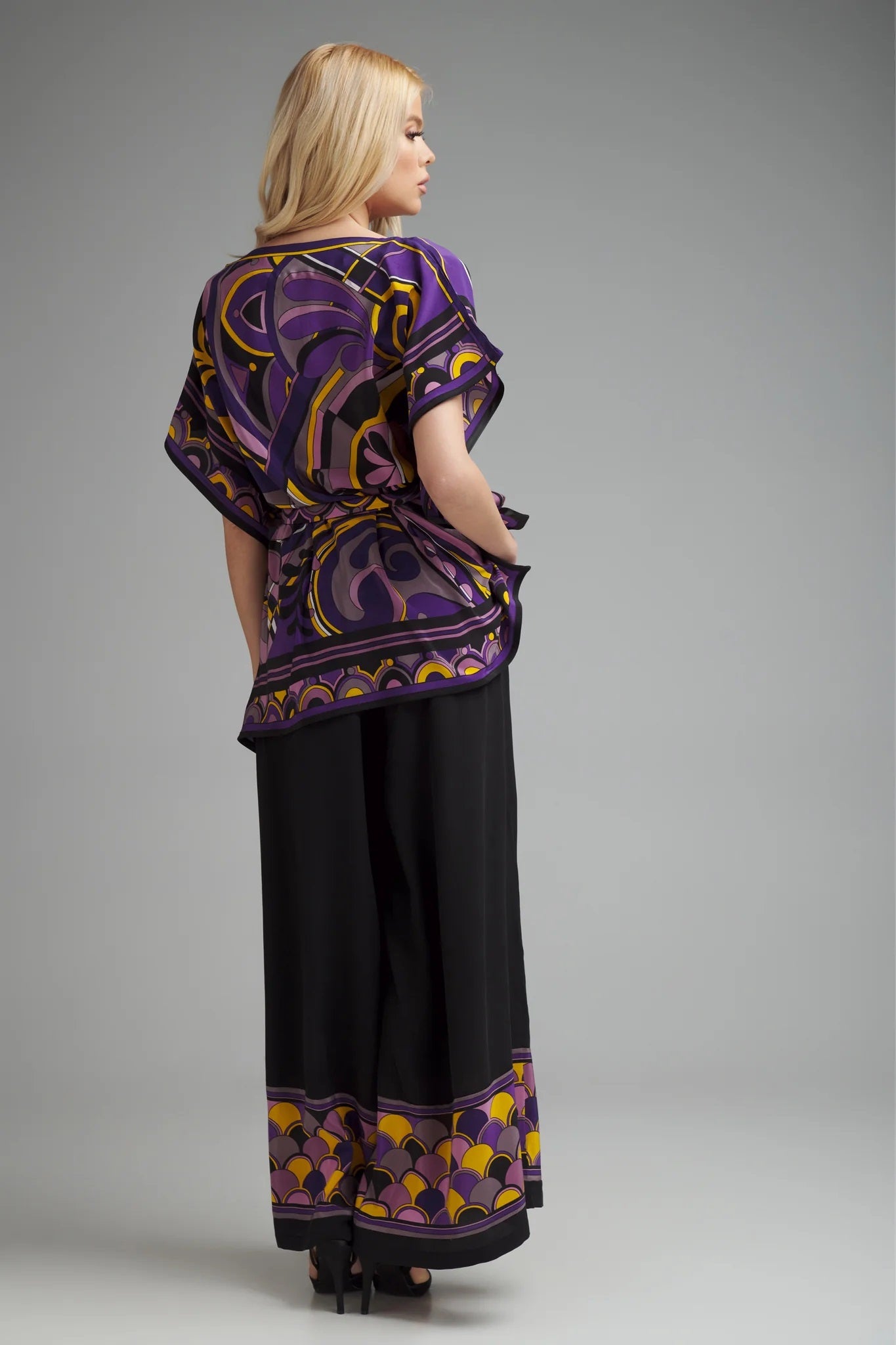 Top and bottom set for ladies
