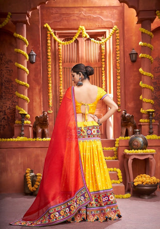 Yellow lehenga combination